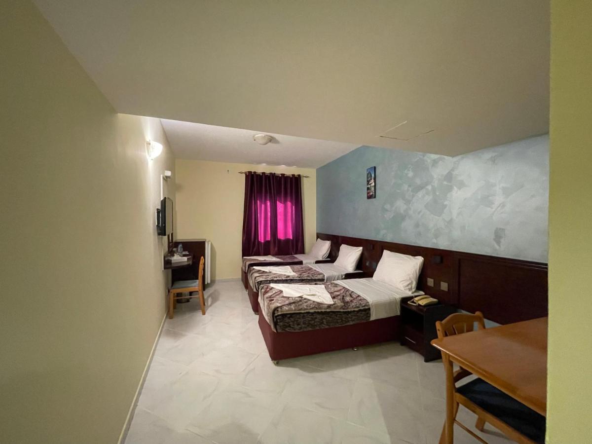 Comfort Quadruple Room,1323607810:JPEG